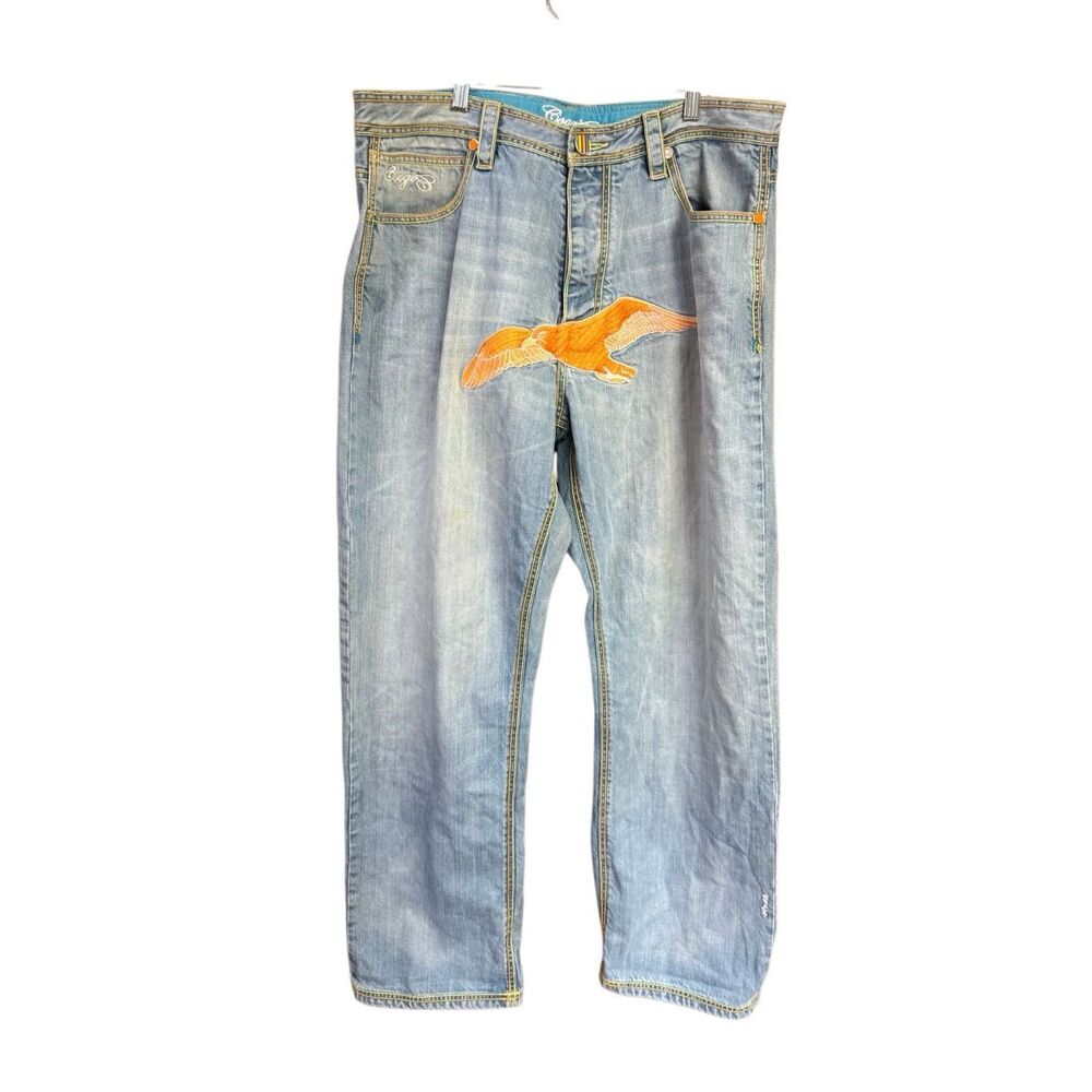 Coogi Men’s Vintage blue jeans featuring embroidered eagle patch Sz 38/33